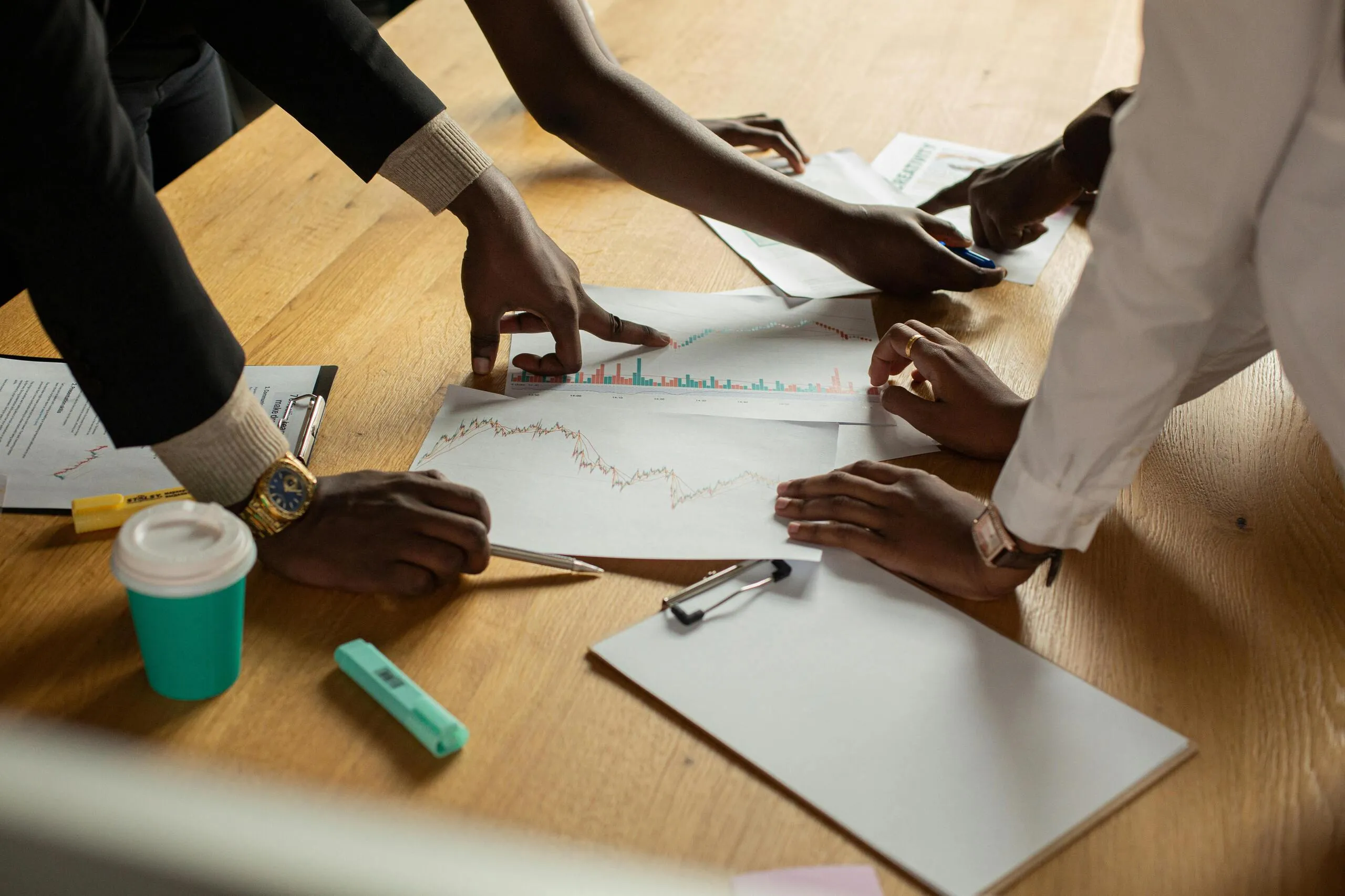 Strategic Benchmarking & Positioning